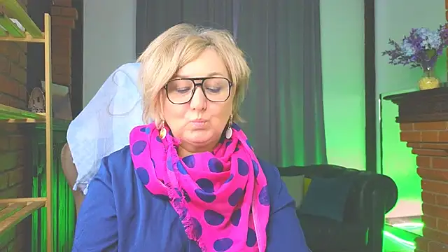 Marta Wils online show from December 16, 2025, 6:29 am