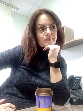 Snapshot of ValeriaLove43211 chatting on November 26, 2025, 8:15 am ValeriaLove43211 online show from November 26, 2025, 8:15 am