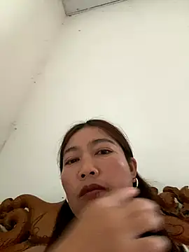 Milky-milk online show from October 15, 2025, 2:55 am