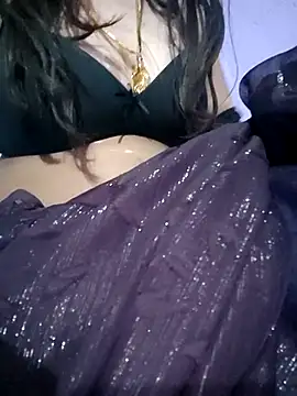 Snapshot of sweet_simmi chatting on November 20, 2025, 2:28 pm sweet simmi online show from November 20, 2025, 2:28 pm