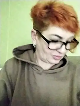 Snapshot of Alissa55552111 chatting on December 16, 2025, 6:18 am Alissa55552111 online show from December 16, 2025, 6:18 am