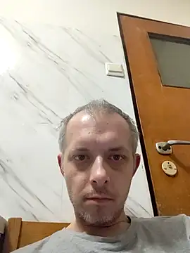 Snapshot of szajbusek41 chatting on January 16, 2026, 4:00 pm szajbusek41 online show from January 16, 2026, 4:00 pm