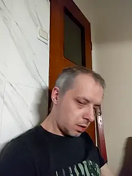 Snapshot of szajbusek41 chatting on February 6, 2026, 5:01 am szajbusek41 online show from February 6, 2026, 5:01 am