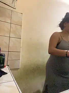 Snapshot of Rouus14 chatting on March 9, 2026, 11:42 pm Rouus14 online show from March 9, 2026, 11:42 pm