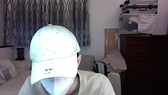 Snapshot of kai101010 chatting on November 15, 2025, 2:46 pm kai101010 online show from November 15, 2025, 2:46 pm