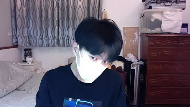 Snapshot of kai101010 chatting on December 16, 2025, 1:38 pm kai101010 online show from December 16, 2025, 1:38 pm