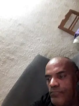 Snapshot of JeffersonRay chatting on November 6, 2025, 6:09 pm JeffersonRay online show from November 6, 2025, 6:09 pm