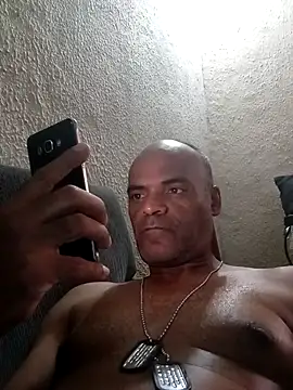 Snapshot of JeffersonRay chatting on November 11, 2025, 11:32 am JeffersonRay online show from November 11, 2025, 11:32 am