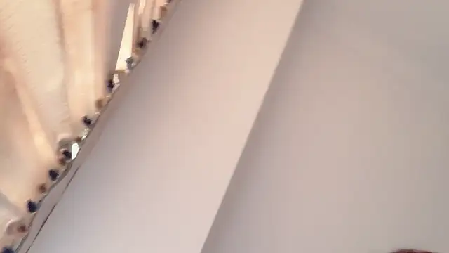 xlong00099 online show from December 4, 2025, 4:44 am