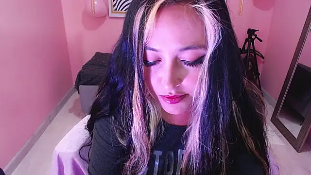 Bunny poison online show from October 28, 2025, 1:58 pm