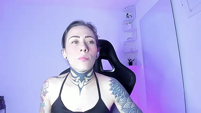 Snapshot of millyInk chatting on September 26, 2025, 7:18 pm millyInk online show from September 26, 2025, 7:18 pm