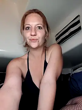 anayshotgirl online show from September 26, 2025, 8:13 pm