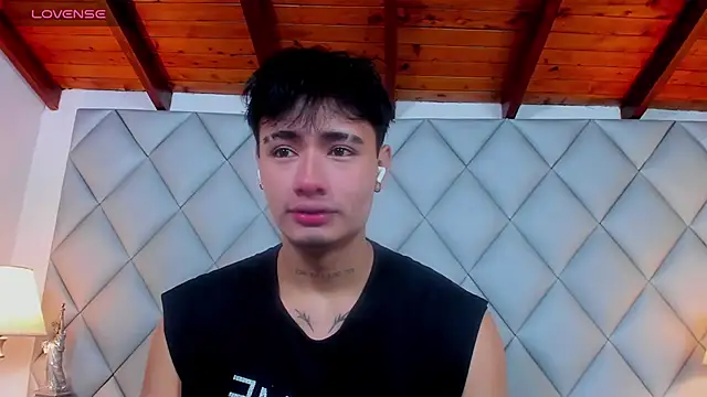 Snapshot of Clement_Reyes chatting on December 3, 2025, 12:47 pm Clement Reyes online show from December 3, 2025, 12:47 pm