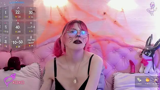 Snapshot of Rossiie_Hunt_ chatting on October 17, 2025, 4:31 pm Rossiie Hunt online show from October 17, 2025, 4:31 pm