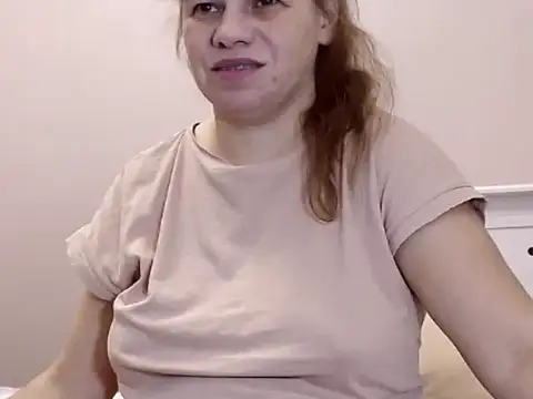 NastyAssxx online show from February 5, 2025, 8:04 pm