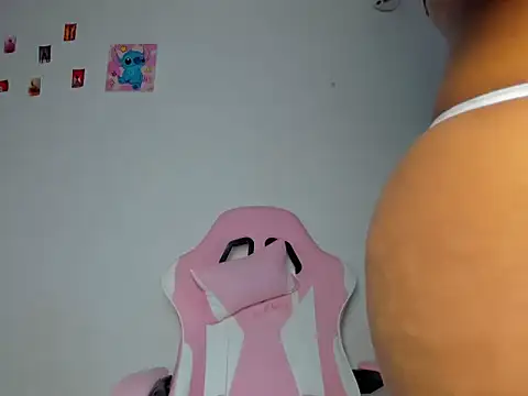 Snapshot of cata_bloom chatting on February 24, 2026, 12:36 pm cata bloom online show from February 24, 2026, 12:36 pm