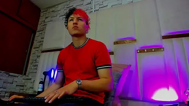 Snapshot of ANLLELOAndANGELA chatting on November 11, 2025, 4:29 pm ANLLELOAndANGELA online show from November 11, 2025, 4:29 pm