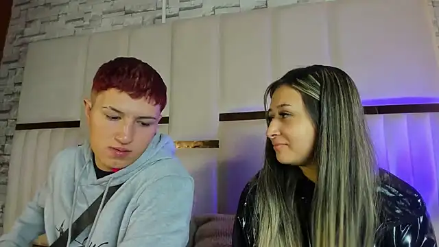 Snapshot of ANLLELOAndANGELA chatting on February 18, 2026, 3:52 pm ANLLELOAndANGELA online show from February 18, 2026, 3:52 pm