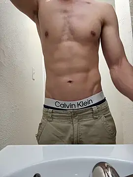 gymratforyouu online show from September 20, 2025, 6:36 am