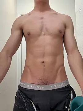 Snapshot of gymratforyouu chatting on February 9, 2026, 3:21 am gymratforyouu online show from February 9, 2026, 3:21 am