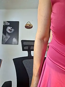 Snapshot of Lina_444 chatting on December 19, 2025, 2:07 am Lina 444 online show from December 19, 2025, 2:07 am