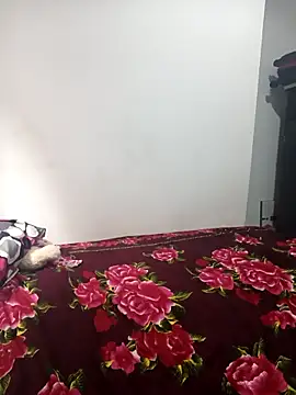 Snapshot of little_onixx chatting on February 27, 2026, 12:38 pm little onixx online show from February 27, 2026, 12:38 pm