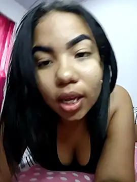 Snapshot of little_onixx chatting on March 11, 2026, 3:40 pm little onixx online show from March 11, 2026, 3:40 pm