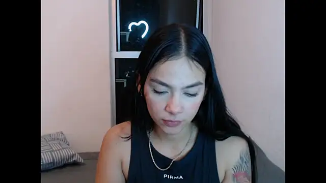 Mia fire666 online show from December 20, 2025, 1:56 am