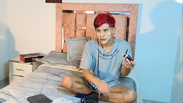 DemianSalvatore online show from November 28, 2025, 7:16 pm