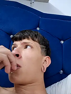 Snapshot of DemianSalvatore chatting on March 1, 2026, 7:49 pm DemianSalvatore online show from March 1, 2026, 7:49 pm