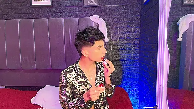 Snapshot of Erick_Velveth chatting on January 9, 2026, 5:21 am Erick Velveth online show from January 9, 2026, 5:21 am