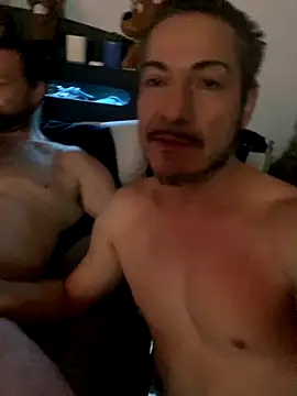 Snapshot of LeeDank chatting on November 23, 2025, 7:41 am LeeDank online show from November 23, 2025, 7:41 am