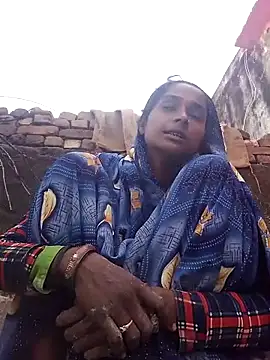 Snapshot of Hot_reshmaji chatting on December 20, 2025, 4:30 am Hot reshmaji online show from December 20, 2025, 4:30 am