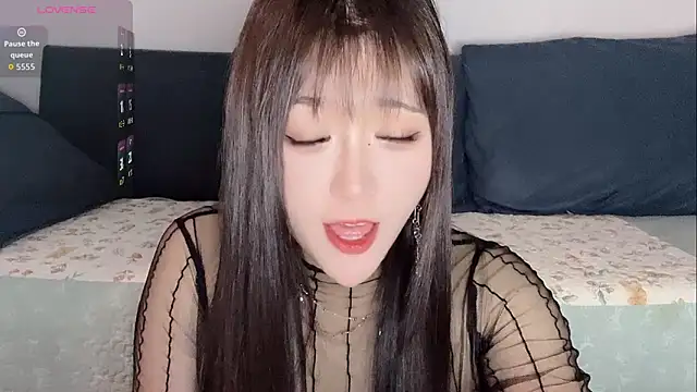 Snapshot of TT-TING chatting on September 19, 2025, 11:22 am TT-TING online show from September 19, 2025, 11:22 am