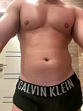 Snapshot of Magic-love1 chatting on November 14, 2025, 7:29 am Magic-love1 online show from November 14, 2025, 7:29 am