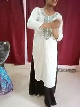 pari rani7 online show from October 15, 2025, 4:01 am