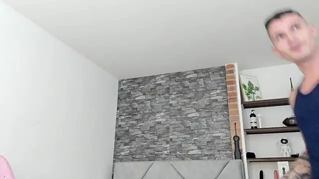 Snapshot of BooyHott_ chatting on February 1, 2026, 7:12 pm BooyHott online show from February 1, 2026, 7:12 pm