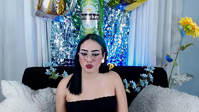 Snapshot of Fetish_Mia chatting on September 27, 2025, 1:27 pm Fetish Mia online show from September 27, 2025, 1:27 pm