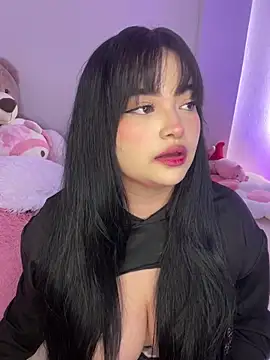 Mericute  online show from December 19, 2025, 2:40 am