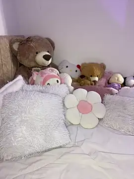 Snapshot of Mericute_ chatting on February 5, 2026, 2:05 am Mericute online show from February 5, 2026, 2:05 am