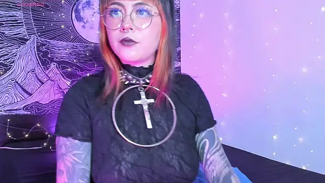 Snapshot of Hallucigenia_ chatting on September 26, 2025, 2:10 pm Hallucigenia online show from September 26, 2025, 2:10 pm