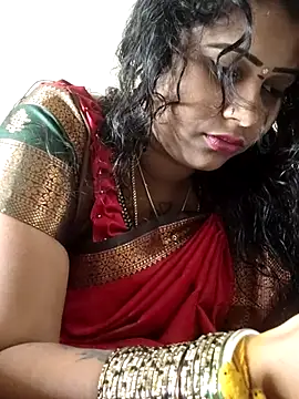 sweetqueen143 online show from October 23, 2025, 4:01 am