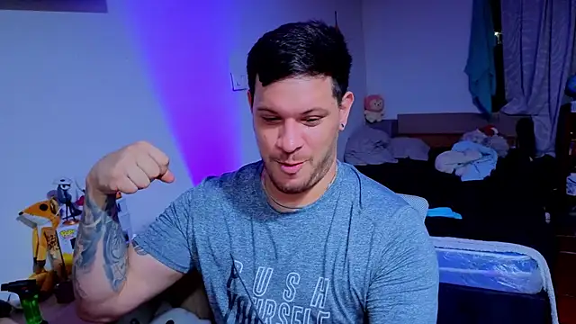 Snapshot of ryden_01 chatting on October 21, 2025, 4:57 am ryden 01 online show from October 21, 2025, 4:57 am