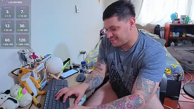 Snapshot of ryden_01 chatting on January 6, 2026, 6:55 pm ryden 01 online show from January 6, 2026, 6:55 pm