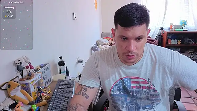 Snapshot of ryden_01 chatting on February 26, 2026, 8:08 pm ryden 01 online show from February 26, 2026, 8:08 pm