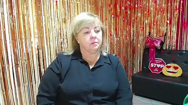 Snapshot of MilenaWedxy chatting on October 14, 2025, 4:57 am MilenaWedxy online show from October 14, 2025, 4:57 am