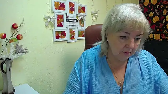 Snapshot of MilenaWedxy chatting on November 30, 2025, 6:17 am MilenaWedxy online show from November 30, 2025, 6:17 am