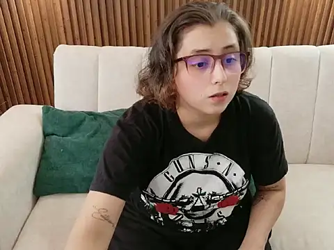 dirty feelena online show from December 22, 2025, 6:05 pm