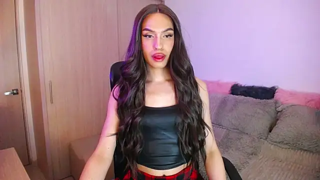 SamaraSilex online show from October 17, 2025, 2:26 am