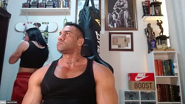 Snapshot of henryhadesflirt chatting on October 13, 2025, 8:20 pm henryhadesflirt online show from October 13, 2025, 8:20 pm